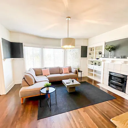 Cozy 2-Bedroom Home